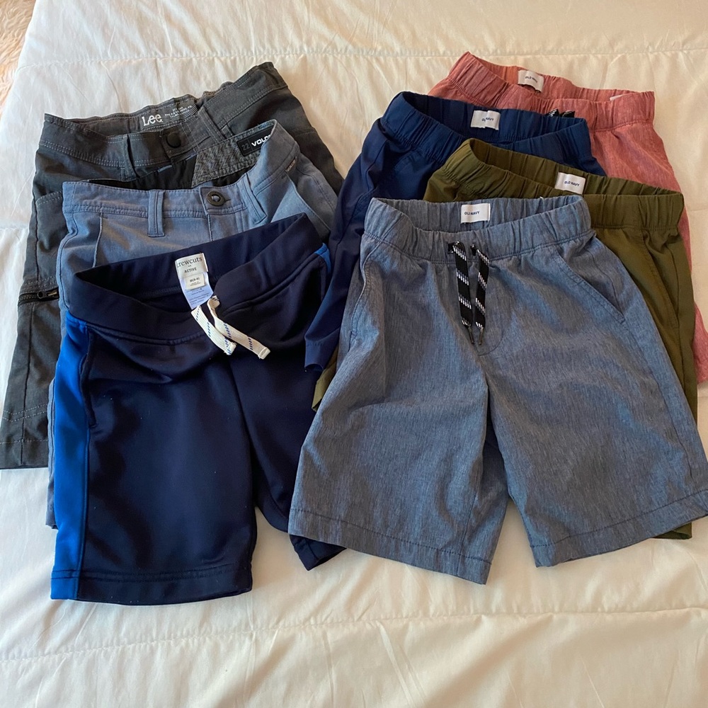Lot of seven pairs boys shorts size 8 GUC